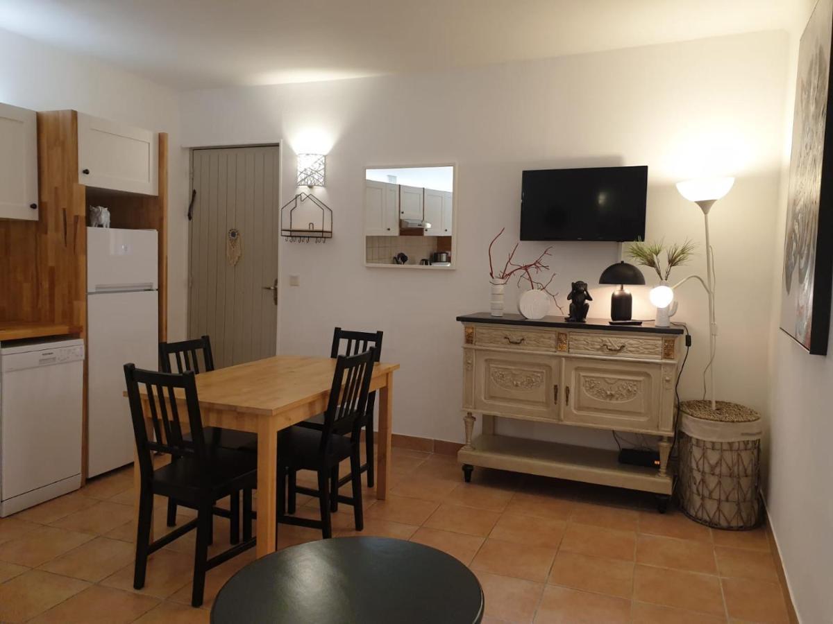 Appartements De L'Eglise Calvi  Eksteriør billede